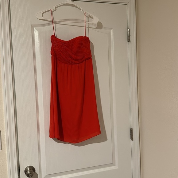 ALICE + OLIVIA Red Silk Strapless Dress Pleated Party Cocktail Mini Size 4 - Picture 2 of 4